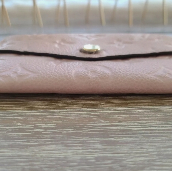 SOLD! Louis Vuitton Empreinte Key Pouch Wallet - Picture 5 of 11